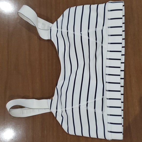 lululemon athletica Other - LULULEMON striped adjustable bra size 4 medium impact running/yoga